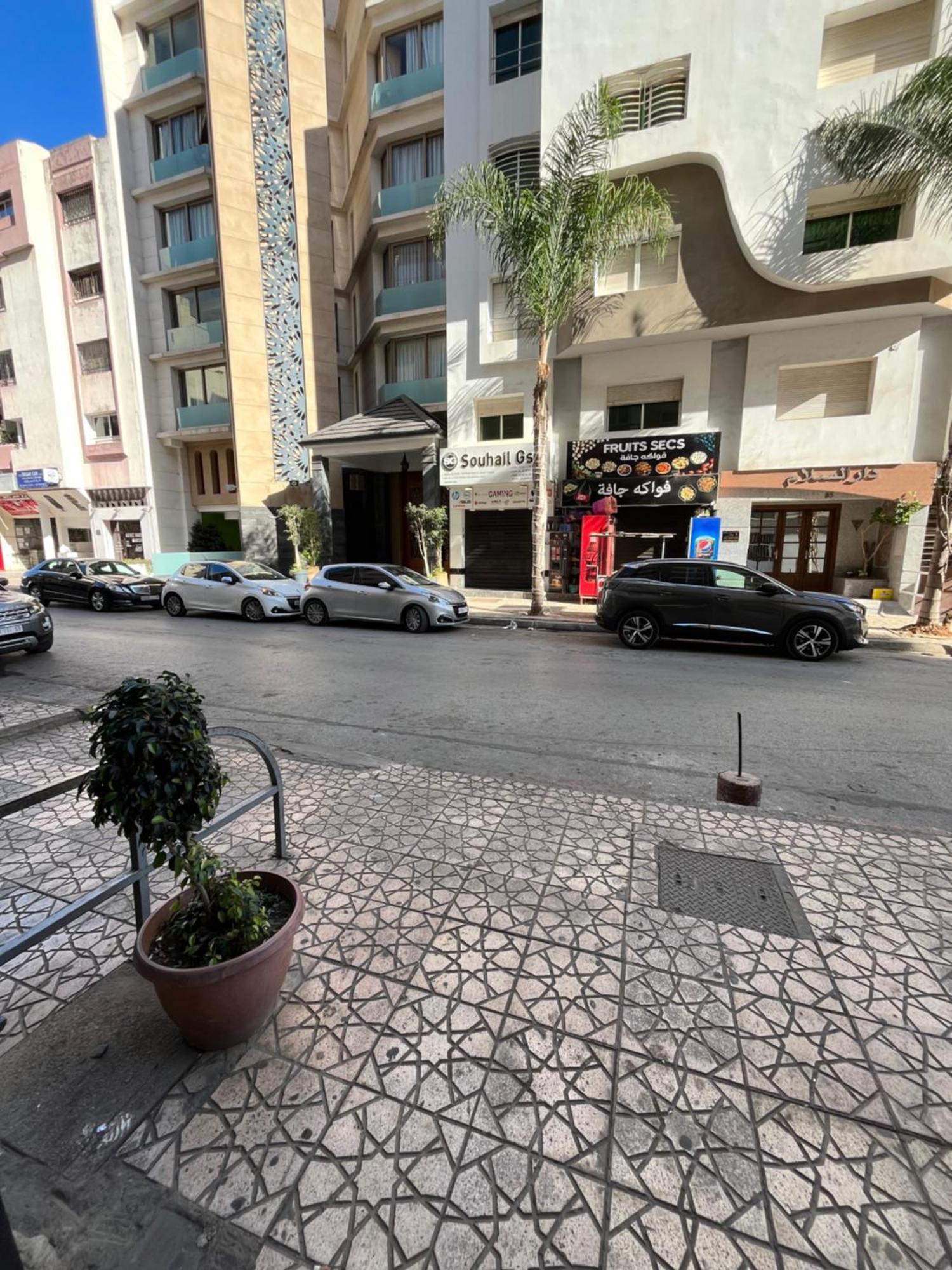 Luxury Center Town Apartment Kenitra Exterior foto